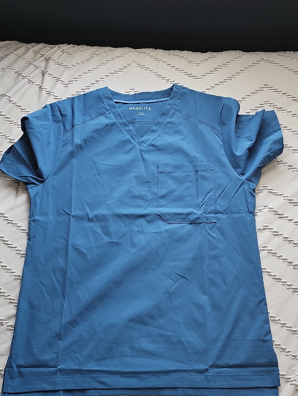 Medelita Men's Blue V-Neck Scrub Set